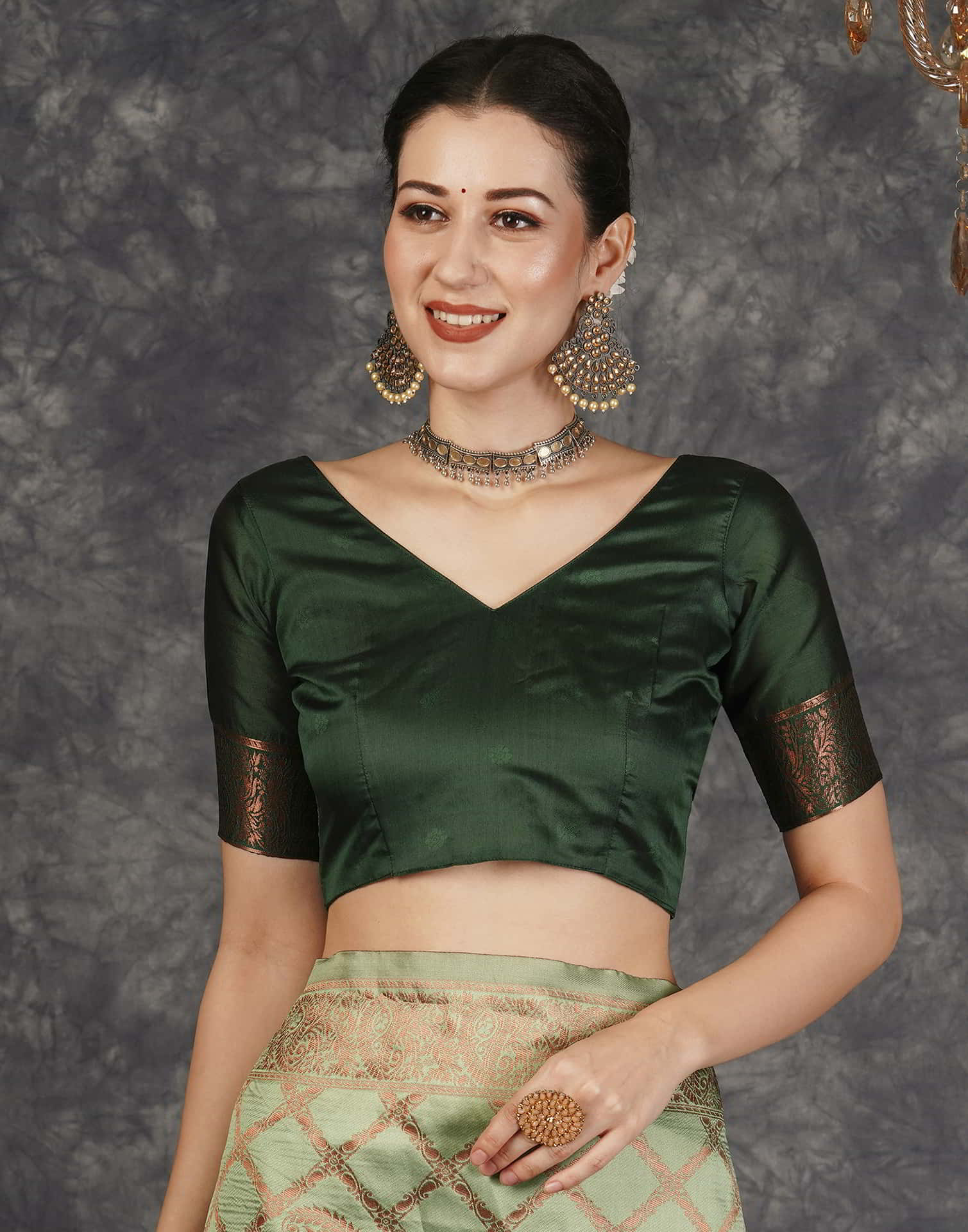 PANNUS Beige & Wine Trellis Saree