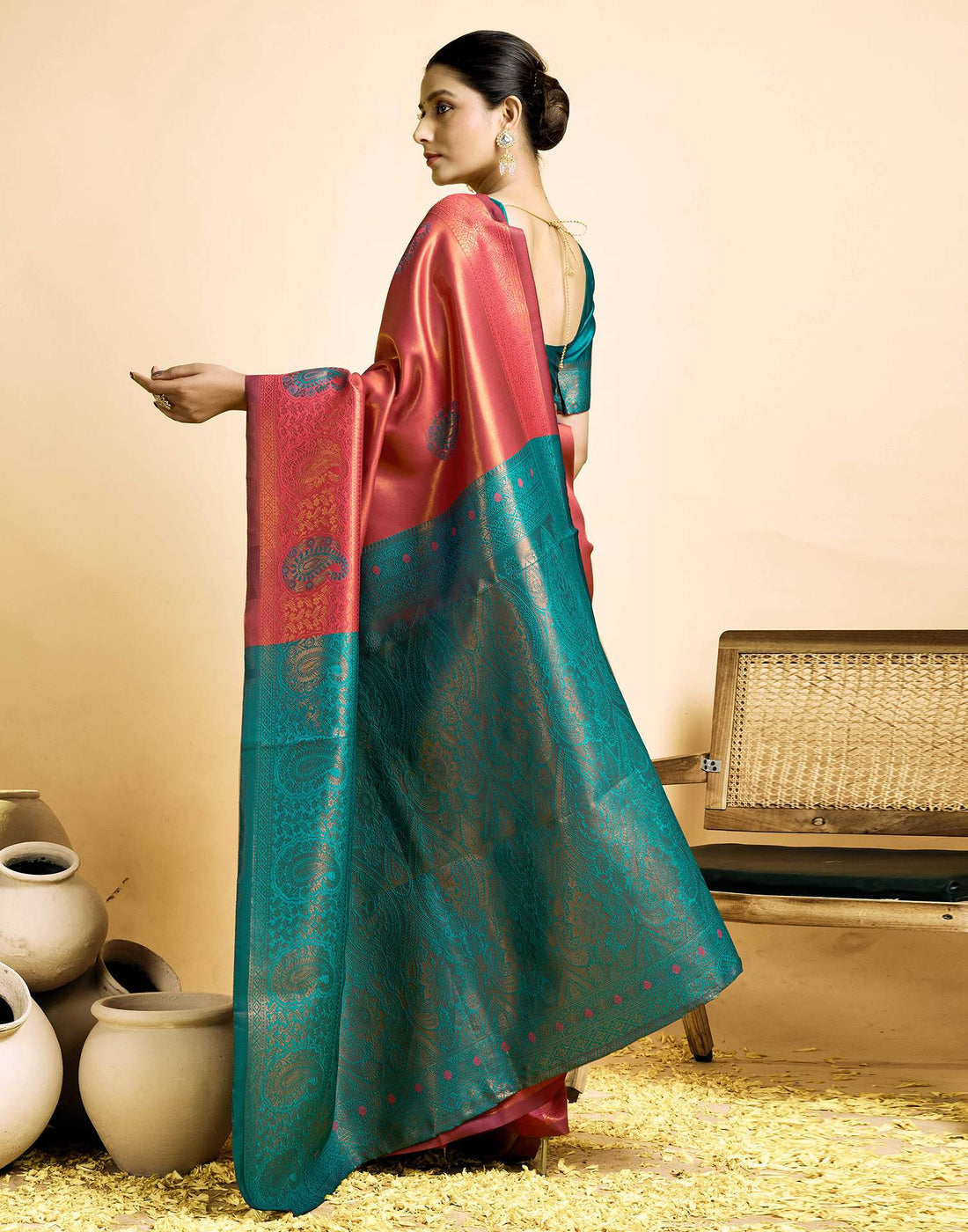 PANNUS Coral Jewel Handloom