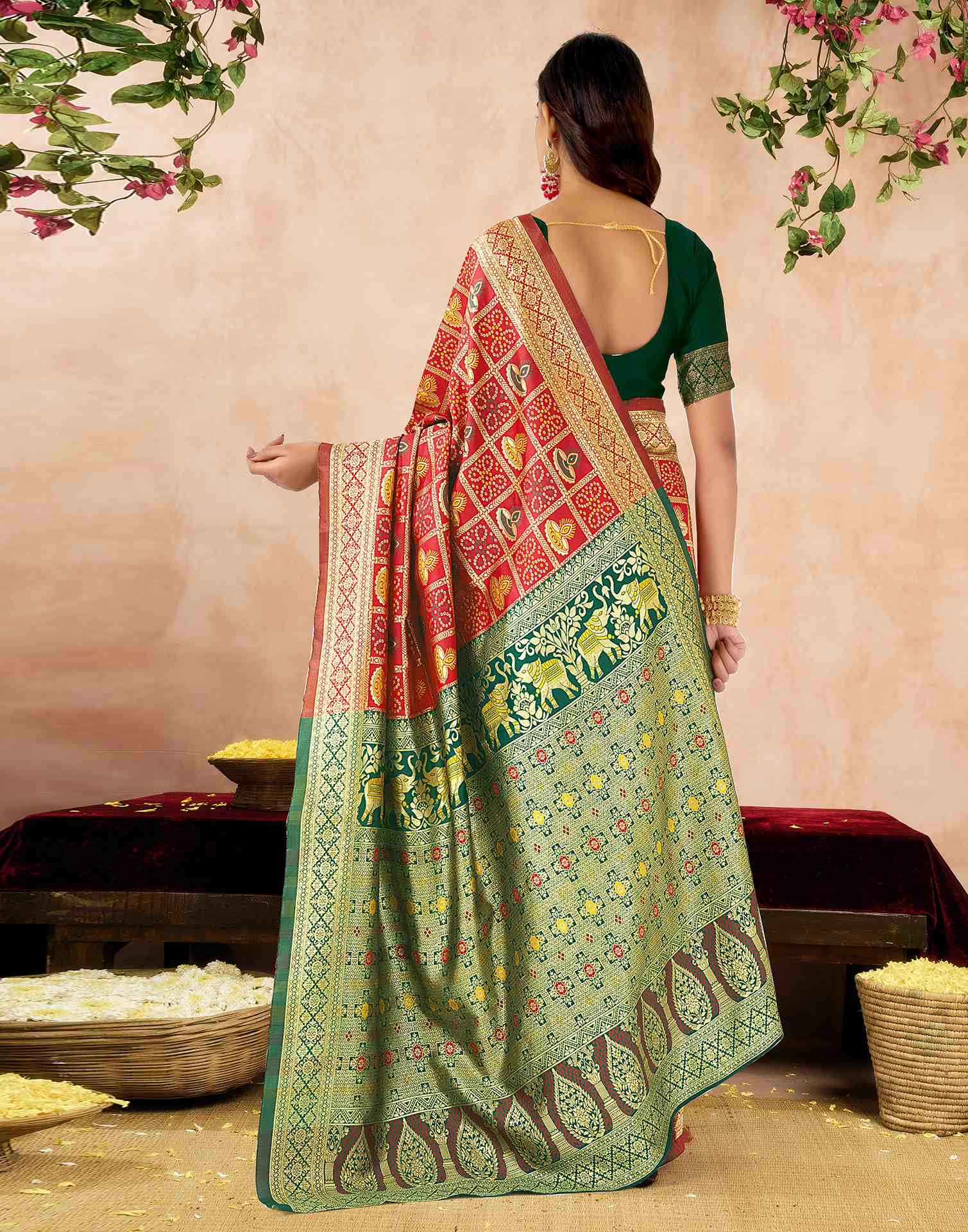 PANNUS Classic Red & Emerald Brocade