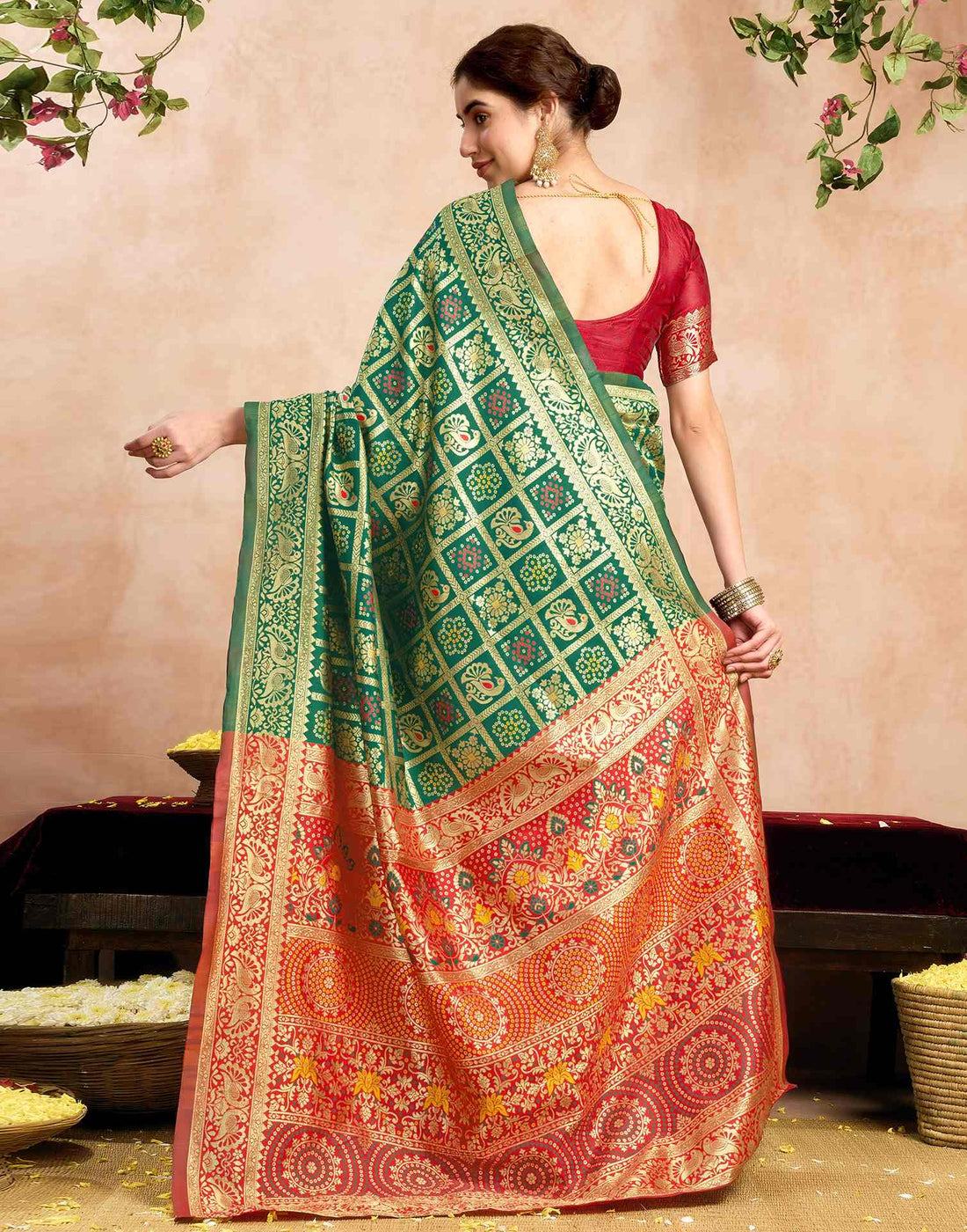 PANNUS Emerald & Red Bandhani Grid