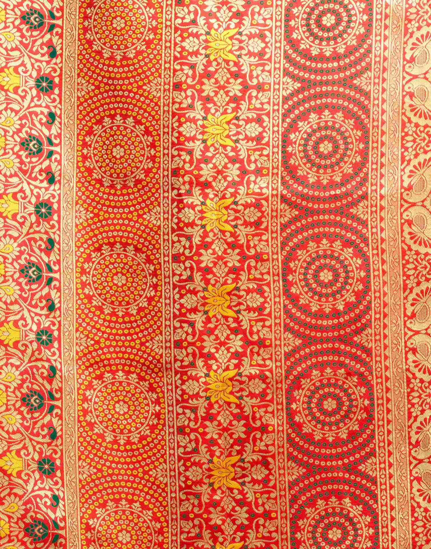 PANNUS Emerald & Red Bandhani Grid