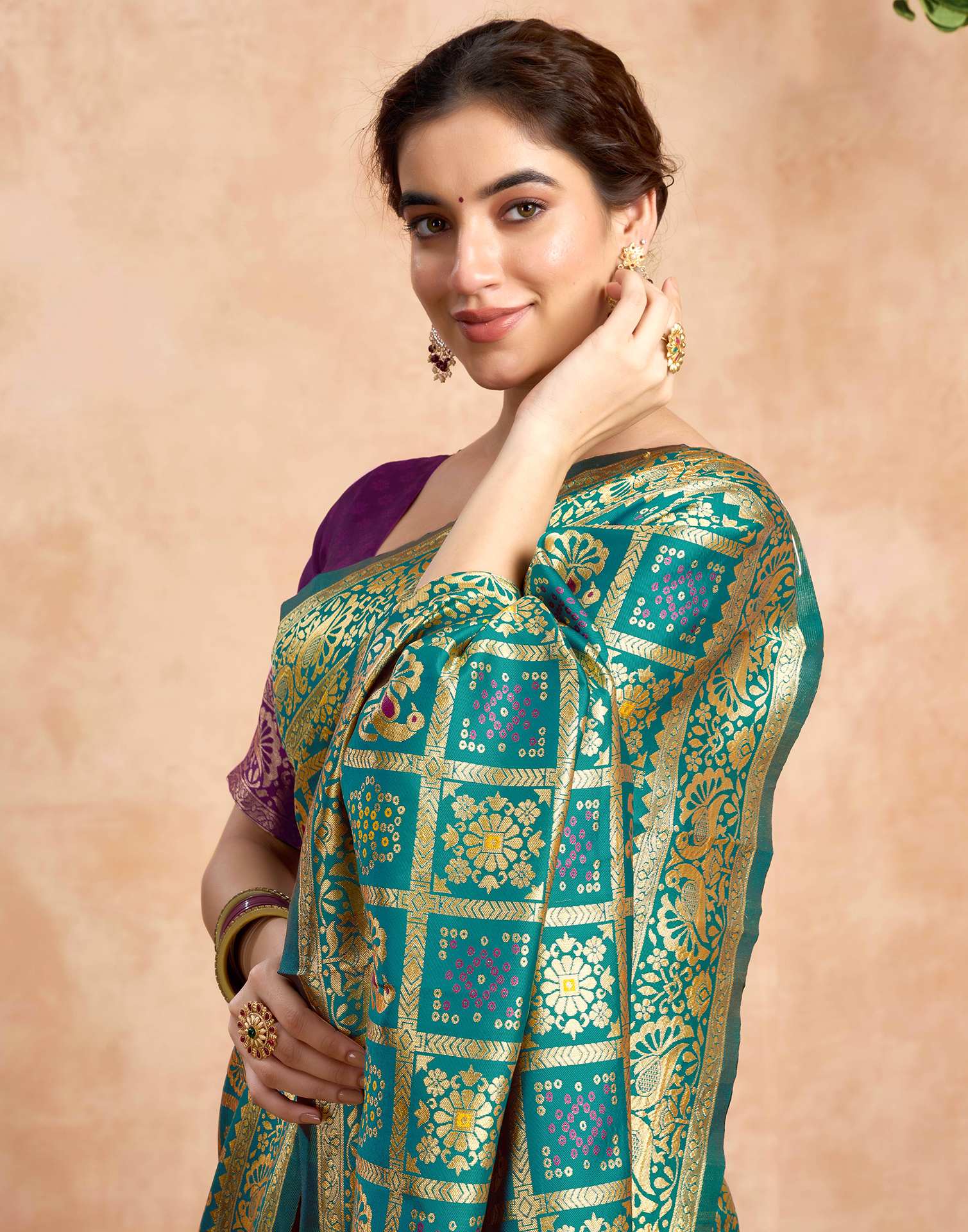 PANNUS Teal & Fuchsia Diamond Grid